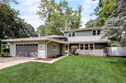 325 Rowan, Naperville, IL 60540