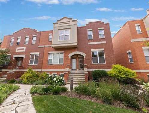 3647 W Cornelia Unit B, Chicago, IL 60618