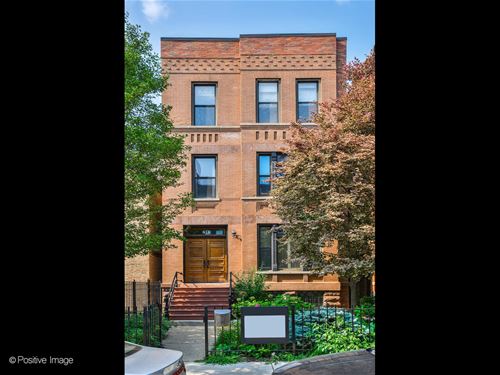 618 W Kemper, Chicago, IL 60614