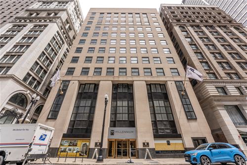 29 S Lasalle Unit 208, Chicago, IL 60603