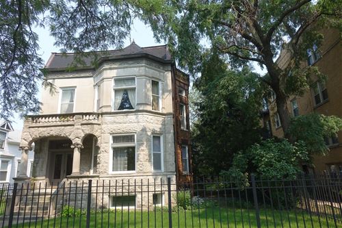 4317 N Paulina, Chicago, IL 60613