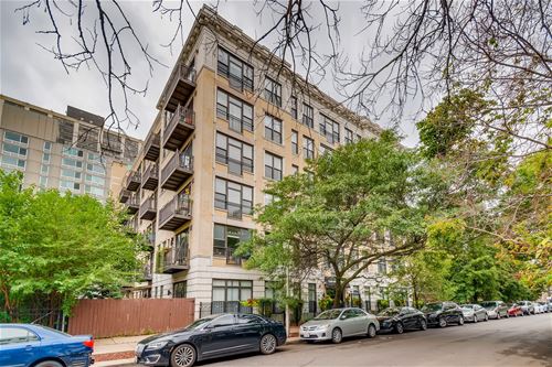 811 W Eastwood Unit 107, Chicago, IL 60640