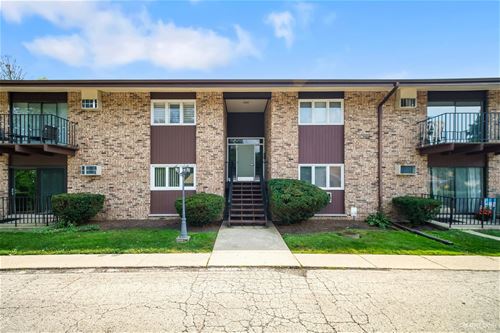 505 N Kenilworth Unit 3, Glen Ellyn, IL 60137