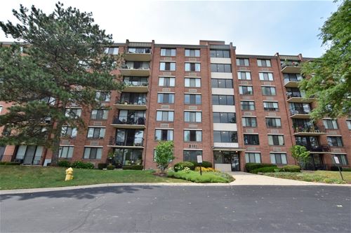 2000 St Regis Unit 2J, Lombard, IL 60148