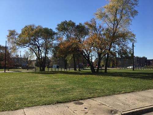 2945 W Monroe, Chicago, IL 60612
