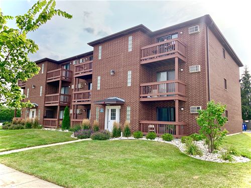 1110 Cedar Unit 2A, Glendale Heights, IL 60139