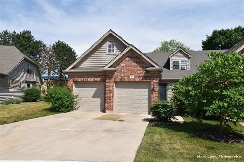 1261 Oakleaf, Aurora, IL 60506