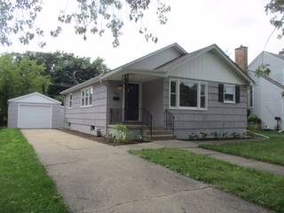 1336 N Ash, Waukegan, IL 60085