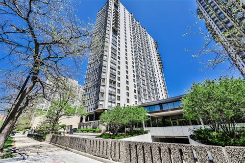 5701 N Sheridan Unit 21R, Chicago, IL 60660