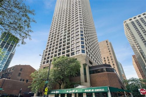 1030 N State Unit 13C, Chicago, IL 60610