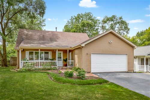 9 Wander, Lake In The Hills, IL 60156