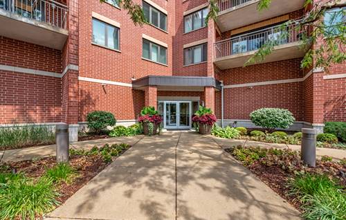 225 Main Unit 206, Roselle, IL 60172