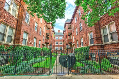 960 W Cuyler Unit 1S, Chicago, IL 60613