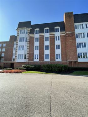 100 Lake Unit 645, Buffalo Grove, IL 60089