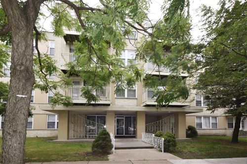 2501 W Touhy Unit 303, Chicago, IL 60645