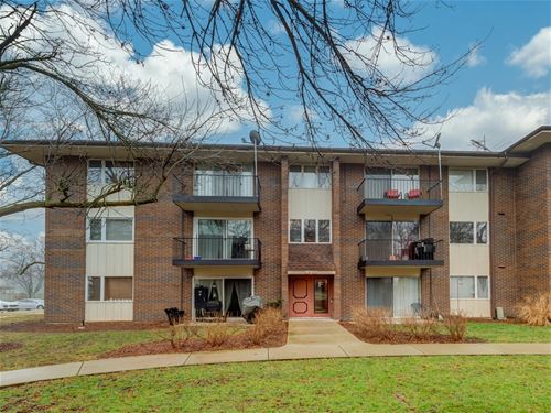 5S070 Pebblewood Unit F8, Naperville, IL 60563