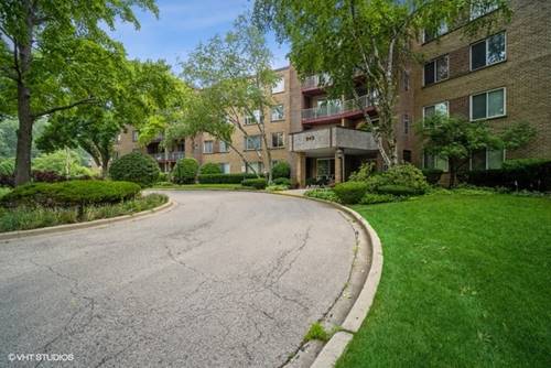 945 Kenilworth Unit 422, Palatine, IL 60074