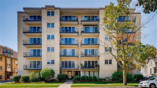 215 Marengo Unit 3E, Forest Park, IL 60130