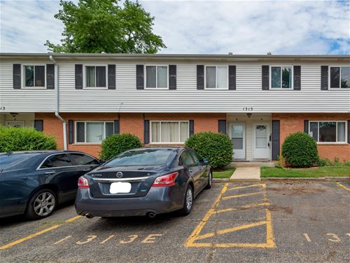 1313 Monomoy Unit F, Aurora, IL 60506