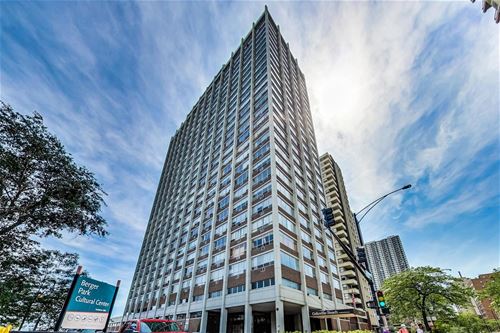 6171 N Sheridan Unit 301, Chicago, IL 60660