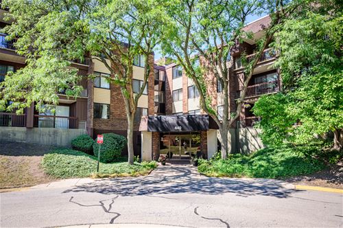 440 Raintree Unit 3A, Glen Ellyn, IL 60137