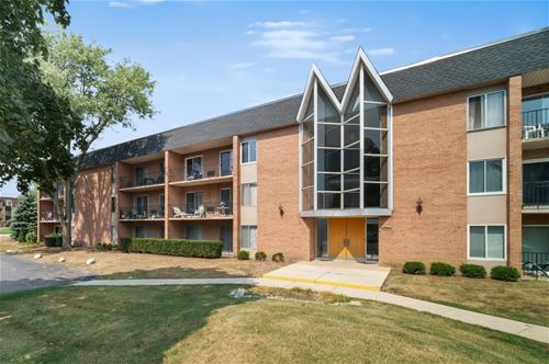 1104 N Mill Unit 301, Naperville, IL 60563