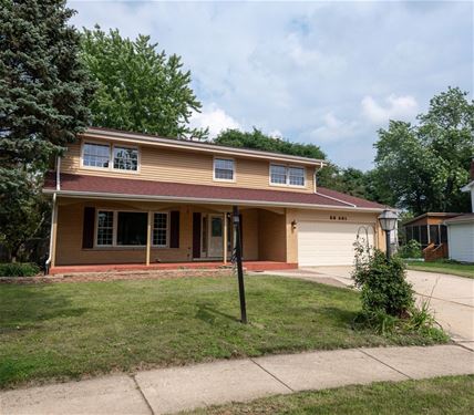 5S681 Heather, Naperville, IL 60540