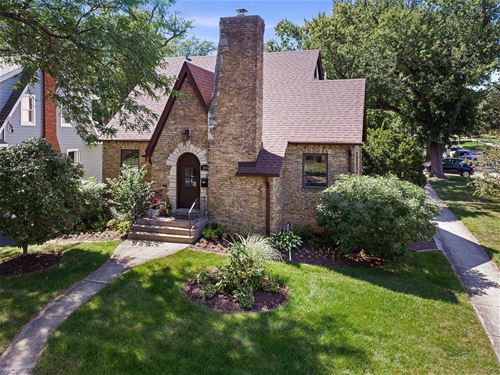 750 Western, Glen Ellyn, IL 60137