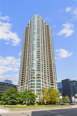 400 N Lasalle Unit 2903, Chicago, IL 60654