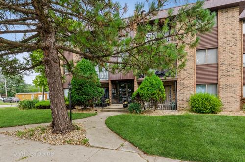 3002 Bernice Unit 101, Lansing, IL 60438