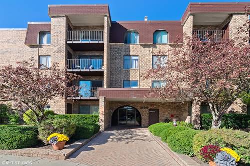 2100 Valencia Unit 201B, Northbrook, IL 60062