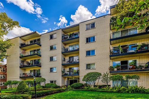 820 Oakton Unit 4B, Evanston, IL 60202