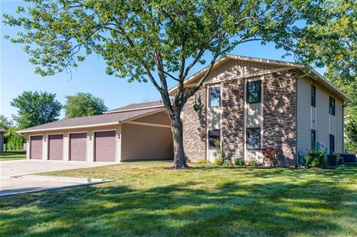 5865 Rembrandt Unit D, Hanover Park, IL 60133