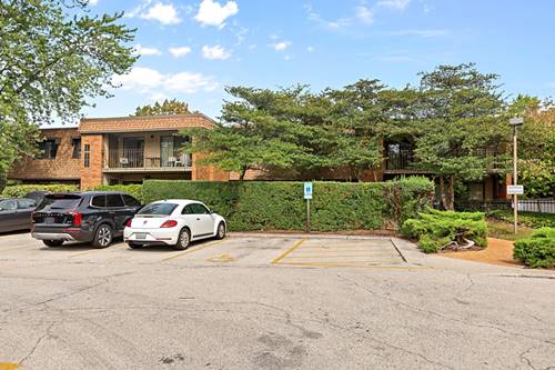 50 Old Oak Unit 116, Buffalo Grove, IL 60089