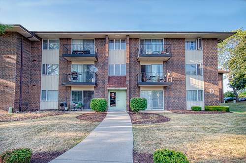 5S100 Pebblewood Unit D2, Naperville, IL 60563