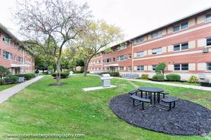 501 W Euclid Unit 104, Arlington Heights, IL 60004