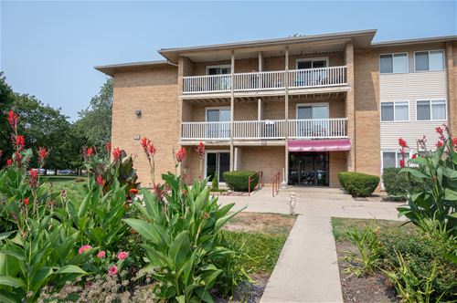 960 Beau Unit 301, Des Plaines, IL 60016