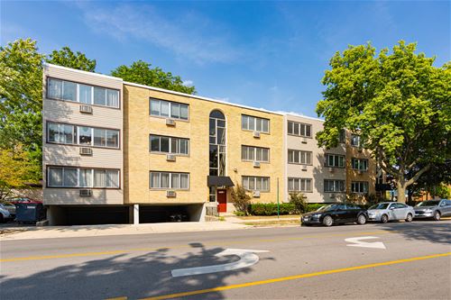 644 Lake Unit 2C, Oak Park, IL 60302