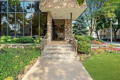 5200 Oakton Unit 403, Skokie, IL 60077