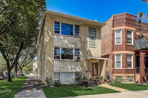 4726 N Tripp, Chicago, IL 60630