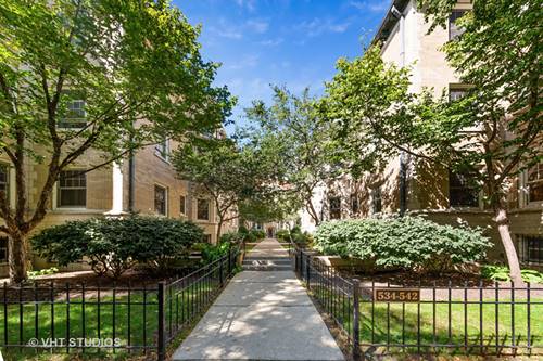 542 W Brompton Unit 1S, Chicago, IL 60657