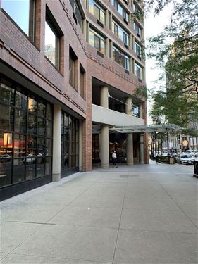 211 E Ohio Unit 1910, Chicago, IL 60611