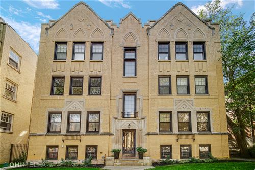 820 Dobson Unit 2E, Evanston, IL 60202