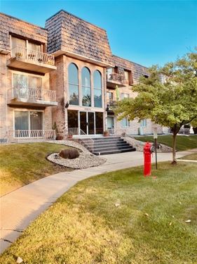 18855 Burnham Unit 131, Lansing, IL 60438