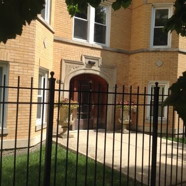 2856 W Shakespeare Unit 2E, Chicago, IL 60647