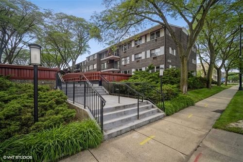 8720 Skokie Unit 3A, Skokie, IL 60077