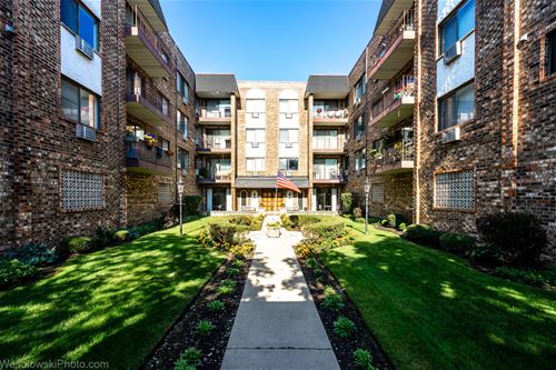 722 Graceland Unit 314, Des Plaines, IL 60016