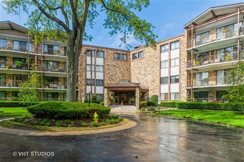 250 W Parliament Unit 210, Mount Prospect, IL 60056