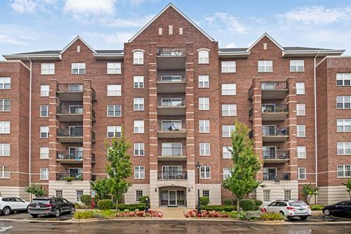 390 W Mahogany Unit 504, Palatine, IL 60067