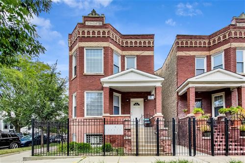 3656 W Shakespeare, Chicago, IL 60647